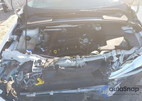 2018 Ford Focus Titanium из США, поврежденный, VIN 1FADP3N23JL283296